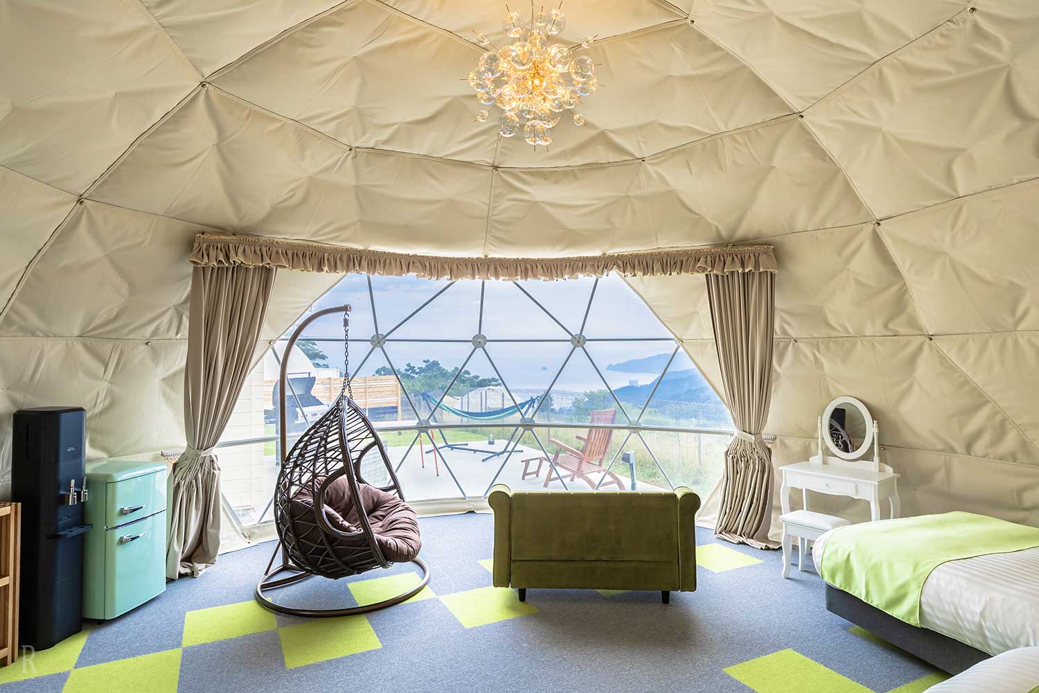 『Memoria Collina IZU80 - メモリアコリーナ伊豆80』ドーム室内